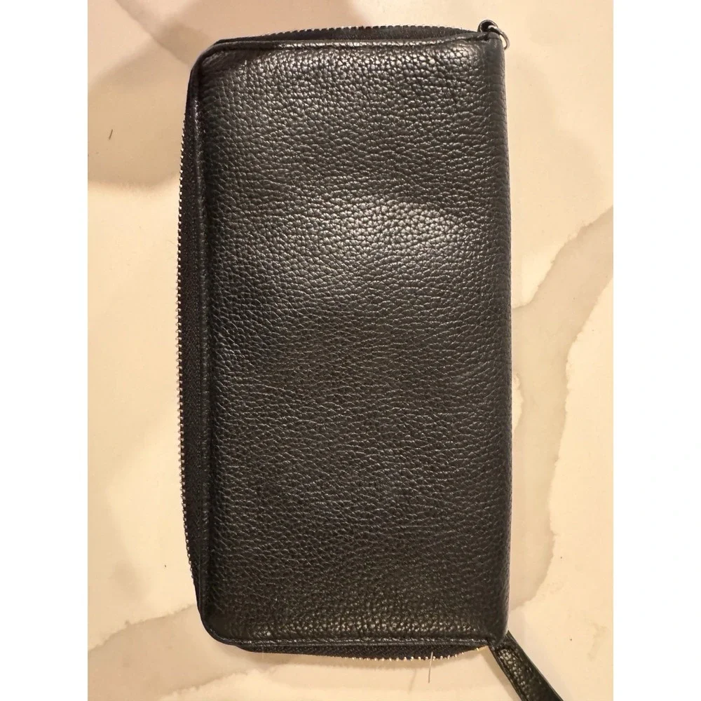Kenneth Cole New York Black Leather‎ Womens Clutch Wallet